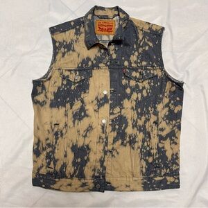 Levis Vintage denim Vest XL Stylish Bleach Dye Acid Wash